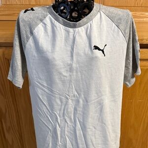 Boys Puma White Crew Neck Tee Large )10-12) T-Shirt